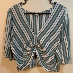 American Eagle cropped, low cut shirt